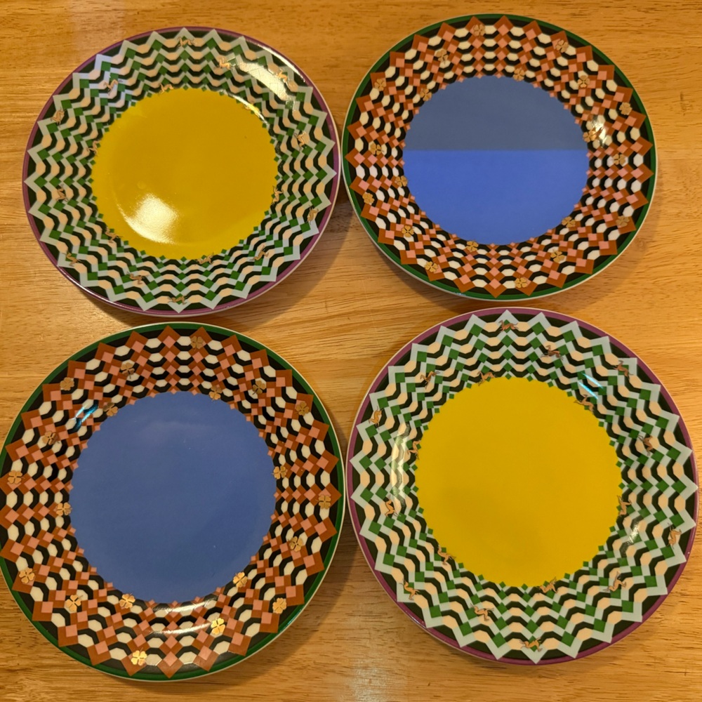 Like New - Set of 4 Anthropologie Dessert Plates